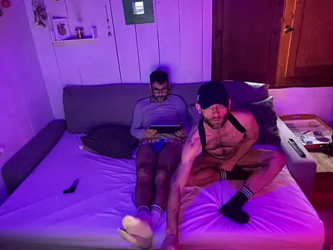 trebord77 online show from December 21, 2024, 3:20 pm