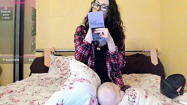 Baby Jewel online show from February 13, 2026, 1:11 pm