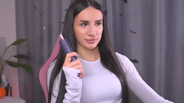 Kim Oberlin  online show from October 25, 2025, 11:09 am