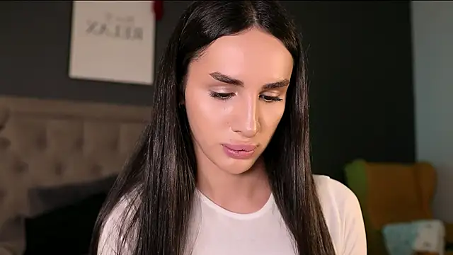 Kim Oberlin  online show from October 16, 2025, 12:02 pm