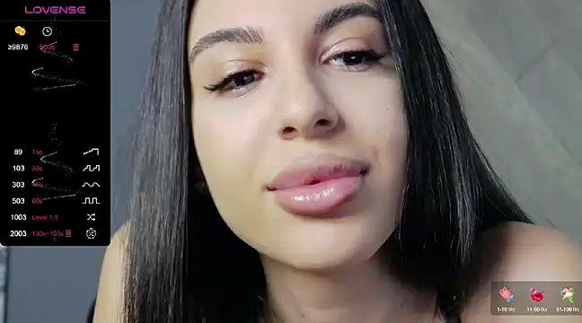  Evelyynn  online show from December 31, 2024, 8:48 am