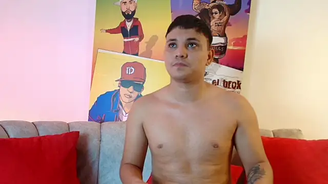 couple lovelyds online show from March 4, 2026, 8:49 pm