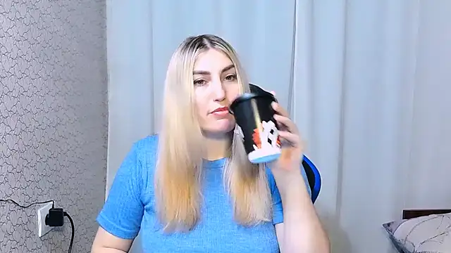 JaneLaJewel online show from November 10, 2025, 9:58 am