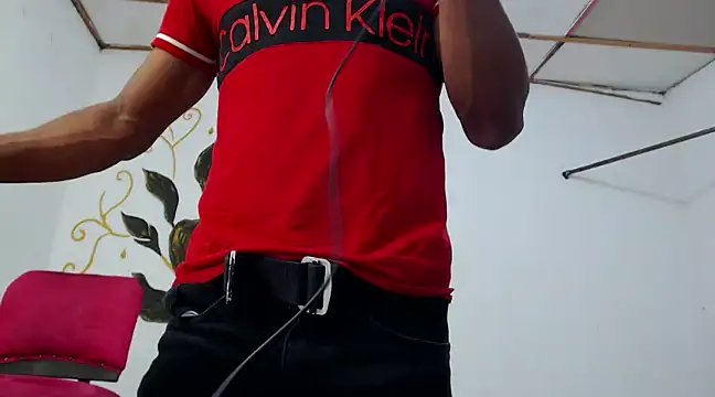 Snapshot of fernandez_latinblackk chatting on February 23, 2025, 11:14 pm fernandez latinblackk online show from February 23, 2025, 11:14 pm