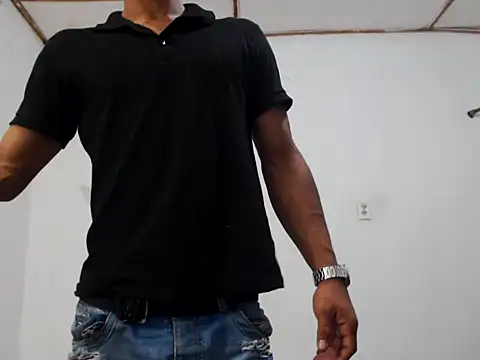 Snapshot of fernandez_latinblackk chatting on January 27, 2025, 9:55 pm fernandez latinblackk online show from January 27, 2025, 9:55 pm