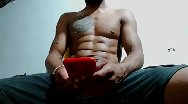 Snapshot of fernandez_latinblackk chatting on February 28, 2025, 12:10 am fernandez latinblackk online show from February 28, 2025, 12:10 am