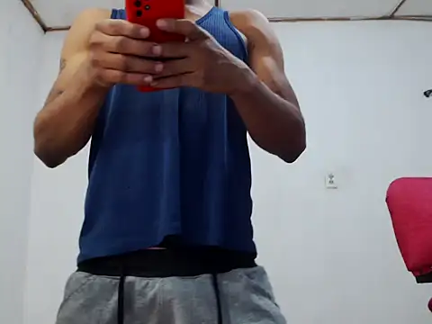 Snapshot of fernandez_latinblackk chatting on January 20, 2025, 12:25 am fernandez latinblackk online show from January 20, 2025, 12:25 am