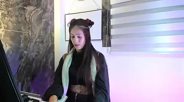 catt evans1 online show from December 6, 2024, 11:41 pm