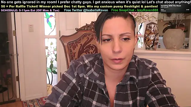 IsabelleRaven online show from November 30, 2025, 5:47 pm