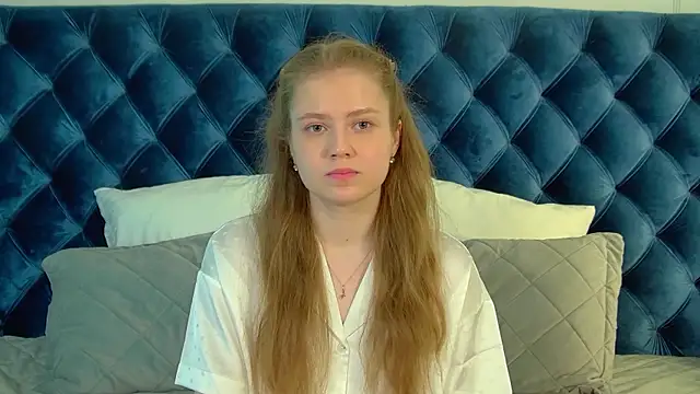 SelinSwarovski online show from April 2, 2026, 4:35 pm