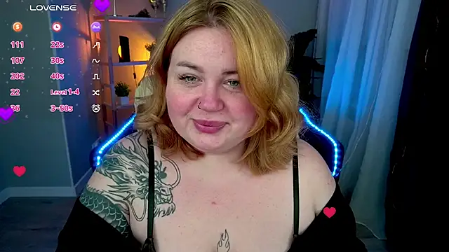 ZaraReignn online show from February 11, 2025, 9:35 pm