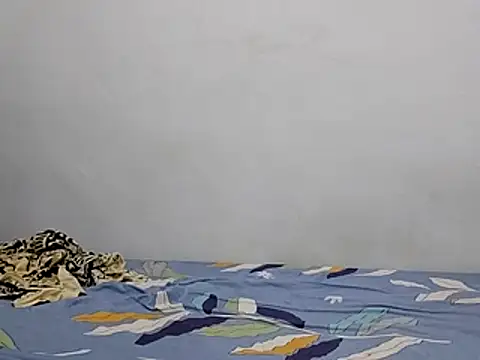 LoganGovi online show from October 22, 2025, 1:43 pm