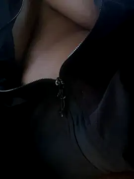 Snapshot of karensmall2 chatting on October 7, 2025, 4:19 pm karensmall2 online show from October 7, 2025, 4:19 pm