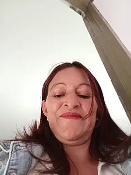 celeste-30  online show from September 25, 2025, 8:04 pm