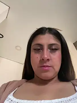 girl anni online show from February 25, 2025, 5:08 pm