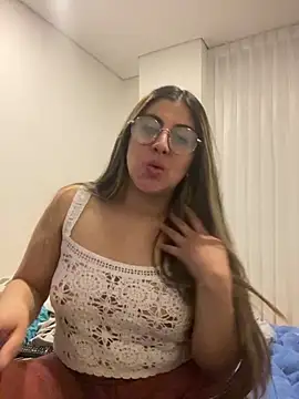 girl anni online show from October 8, 2025, 2:35 am