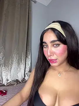 Meryem Queen online show from April 2, 2026, 2:41 am