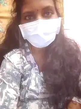 Villageammu18 online show from December 15, 2025, 4:57 pm