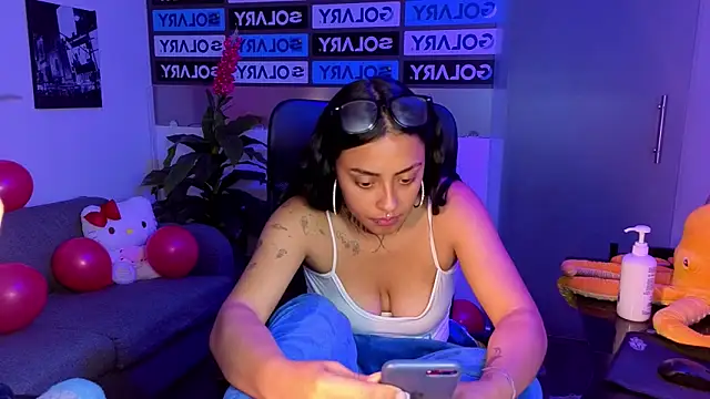 Lovely celeste online show from February 15, 2026, 9:19 am