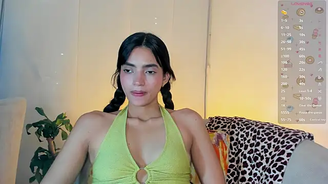 Ninamirley online show from April 2, 2026, 11:55 pm