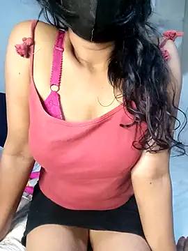 Aashixxx12 online show from February 14, 2025, 3:58 pm