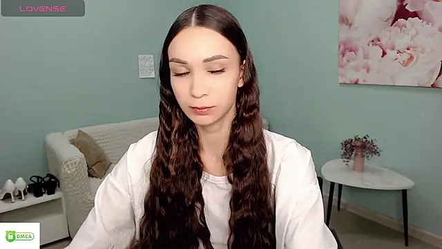 AmyJonas online show from April 16, 2026, 5:19 am