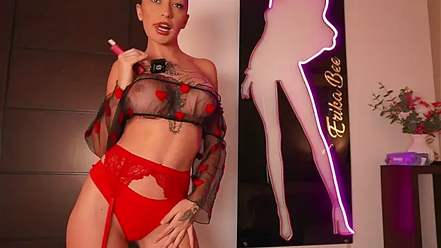 LunaMystyque online show from October 29, 2025, 9:03 pm