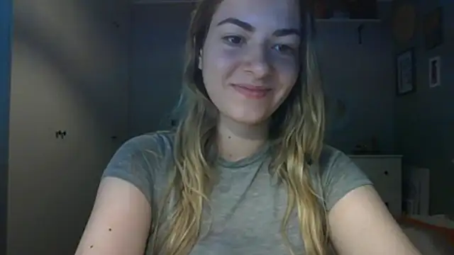 Snapshot of ROSIEx_sweet chatting on July 21, 2026, 6:48 am ROSIEx sweet online show from July 21, 2026, 6:48 am