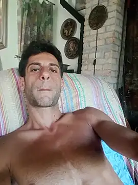 Snapshot of MrTamburine22 chatting on June 30, 2026, 11:32 am MrTamburine22 online show from June 30, 2026, 11:32 am