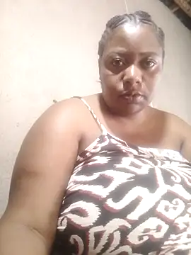 Snapshot of bustyboobs6 chatting on November 12, 2025, 6:28 am bustyboobs6 online show from November 12, 2025, 6:28 am