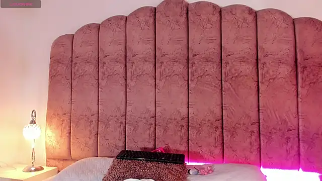 Carolina Evanss online show from January 18, 2026, 3:43 am