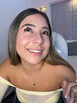 MelodyRey  online show from February 25, 2026, 11:04 pm