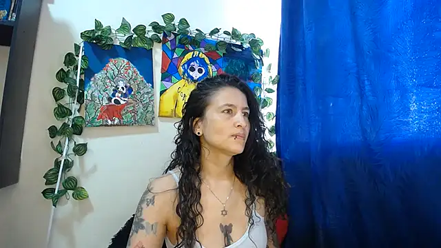 Snapshot of Leyla_Horny_Bg chatting on June 24, 2026, 10:40 pm Leyla Horny Bg online show from June 24, 2026, 10:40 pm