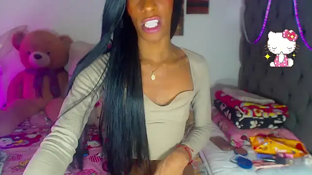 Snapshot of lucianadolll chatting on January 16, 2026, 8:02 pm lucianadolll online show from January 16, 2026, 8:02 pm