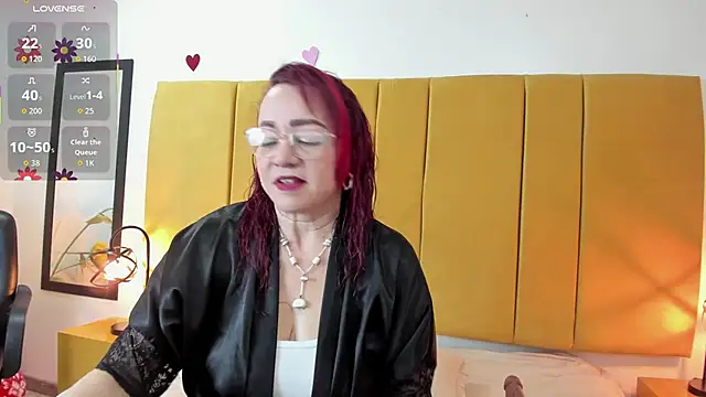 Snapshot of Lupiita223 chatting on February 28, 2026, 12:49 pm Lupiita223 online show from February 28, 2026, 12:49 pm