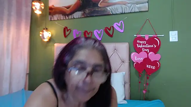 renata milf  online show from February 15, 2025, 4:45 pm