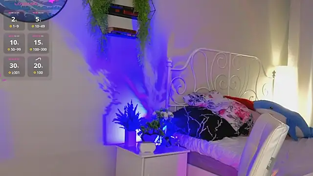 Katty Lights online show from November 17, 2025, 12:42 pm