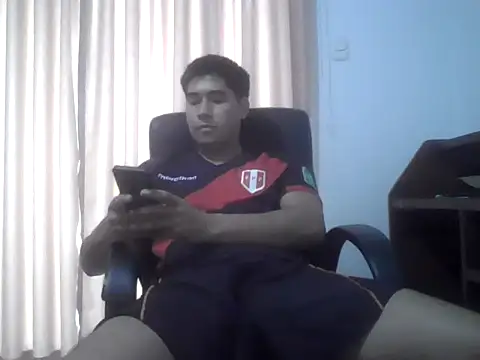 estudiante69 online show from December 1, 2024, 10:26 pm