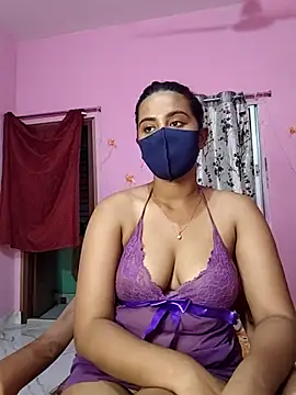 lovely-tanu online show from September 13, 2025, 1:11 pm