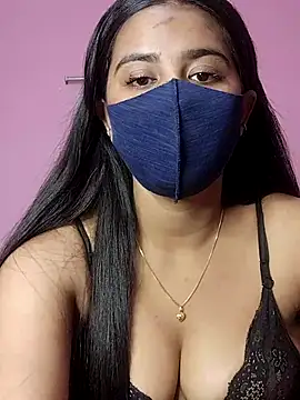 lovely-tanu online show from March 6, 2025, 1:46 pm