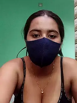lovely-tanu online show from December 4, 2024, 7:22 am