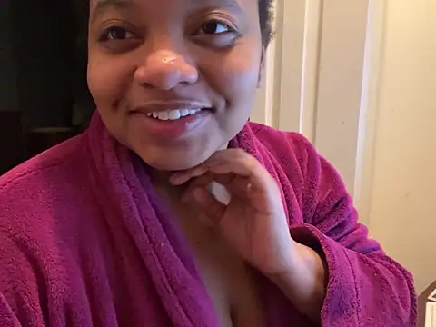 Makemymoney27 online show from January 8, 2025, 11:10 am