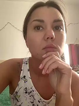 MiraMiss online show from March 27, 2026, 6:44 am