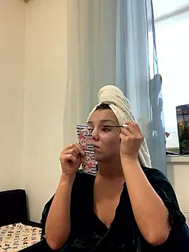 MiraMiss online show from January 9, 2026, 9:49 am