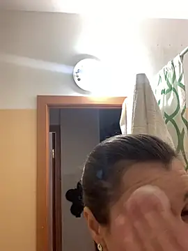 MiraMiss online show from April 10, 2026, 7:48 am