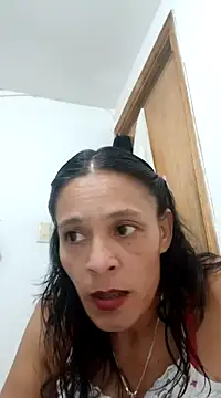 SAMANTA 09- online show from March 17, 2025, 1:08 pm