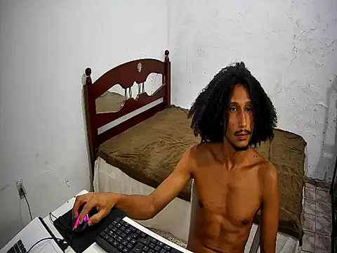 SkinnyLatinMan online show from December 3, 2025, 12:23 am