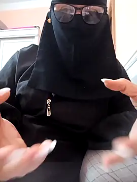 Snapshot of big_yoyo chatting on February 1, 2025, 10:44 pm big yoyo online show from February 1, 2025, 10:44 pm