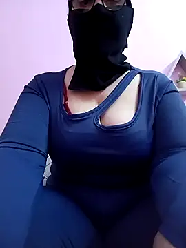 Snapshot of big_yoyo chatting on February 6, 2025, 7:51 pm big yoyo online show from February 6, 2025, 7:51 pm