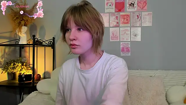 Snapshot of EvaStevs chatting on March 9, 2025, 12:09 pm EvaStevs online show from March 9, 2025, 12:09 pm